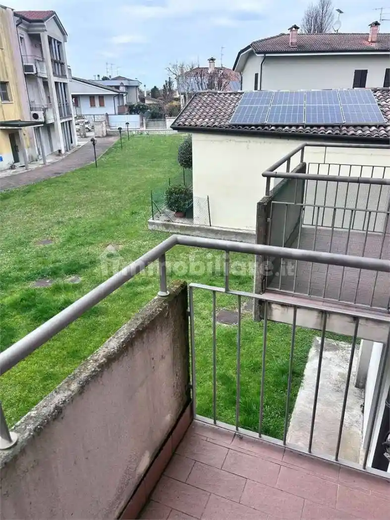 Appartamento in affitto a Curtatone