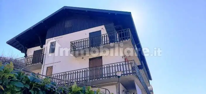 Appartamento in vendita a Cornalba