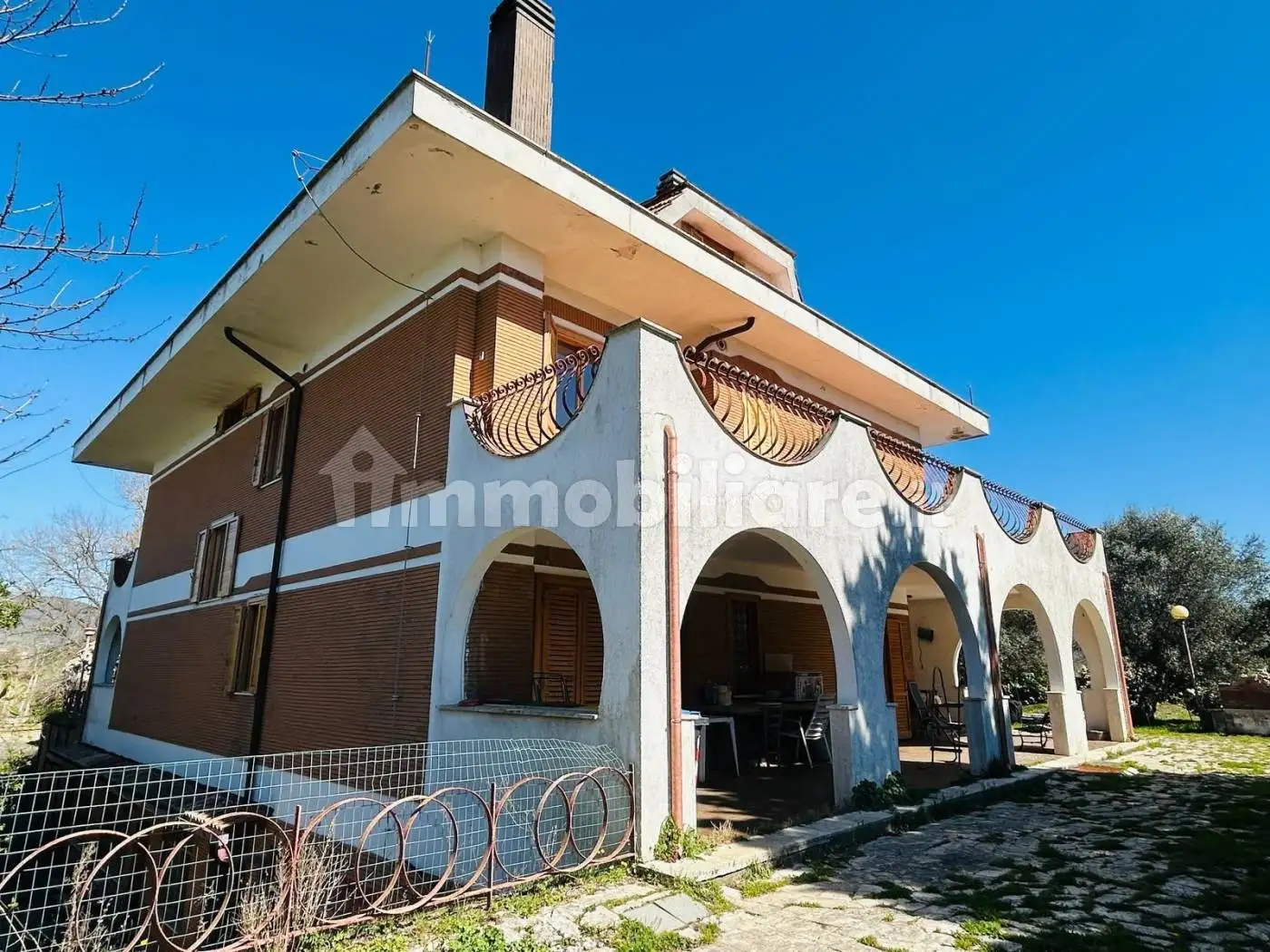 Villa in vendita a Montegabbione