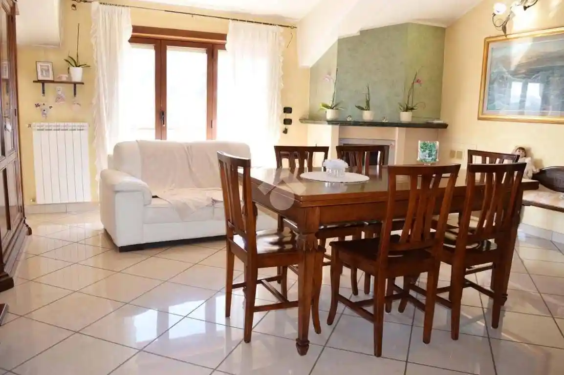 Trilocale via dei Gelsi 41, Centro, Tagliacozzo - foto 2