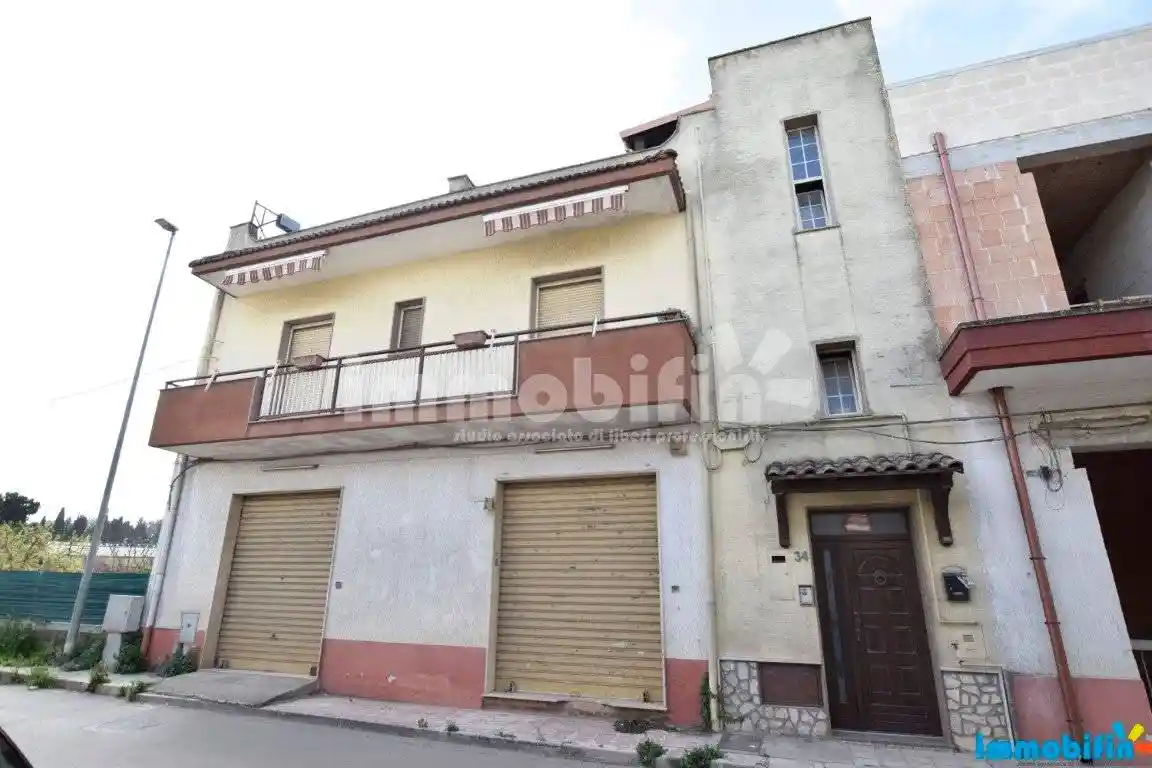 Appartamento in vendita a Oria