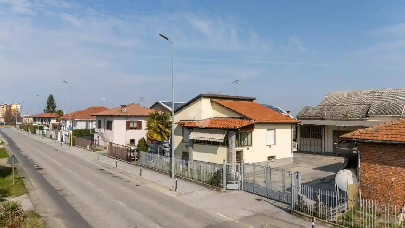 Casa indipendente in vendita a Verzuolo