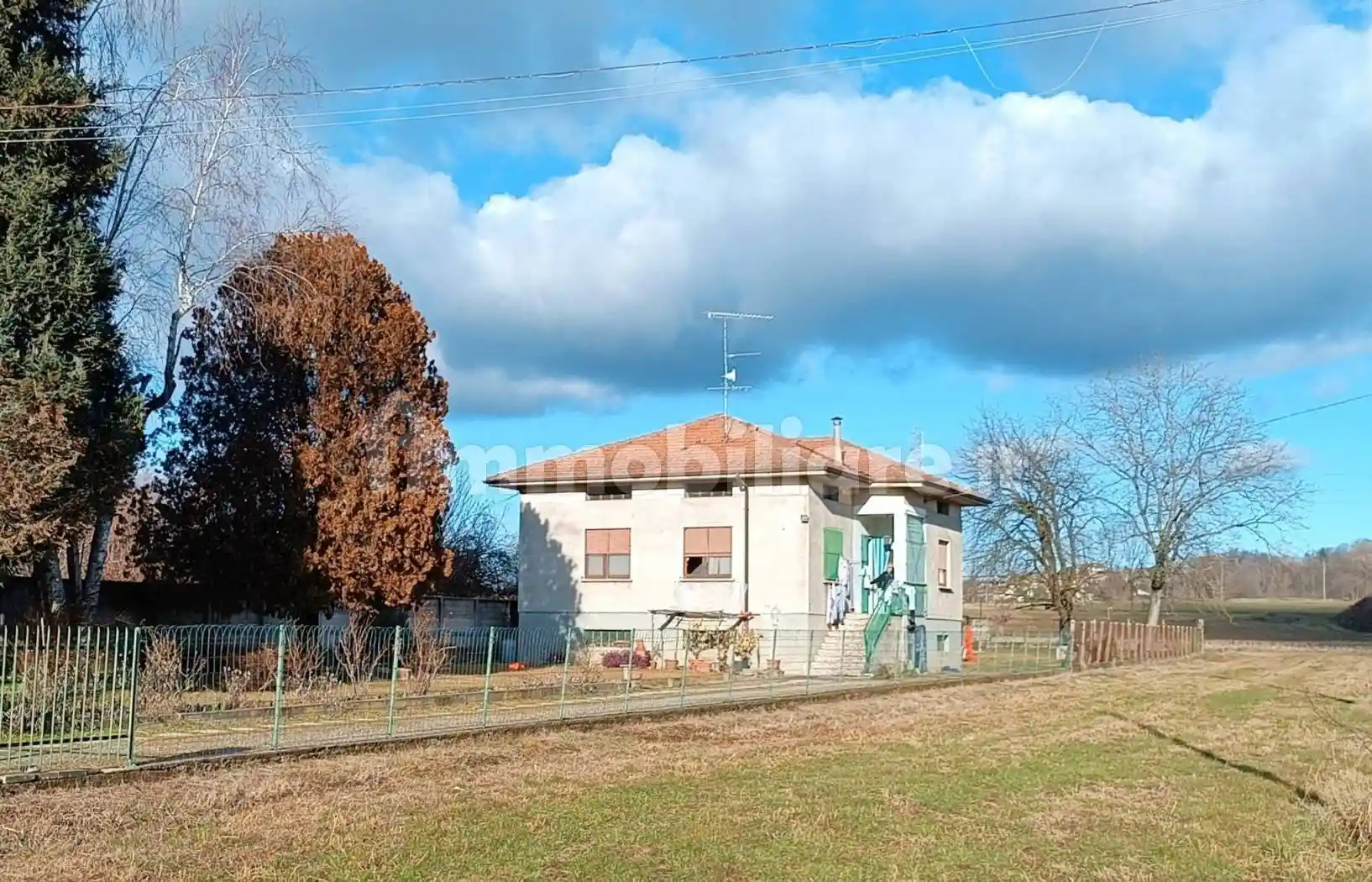 Villa in vendita a Borgomanero