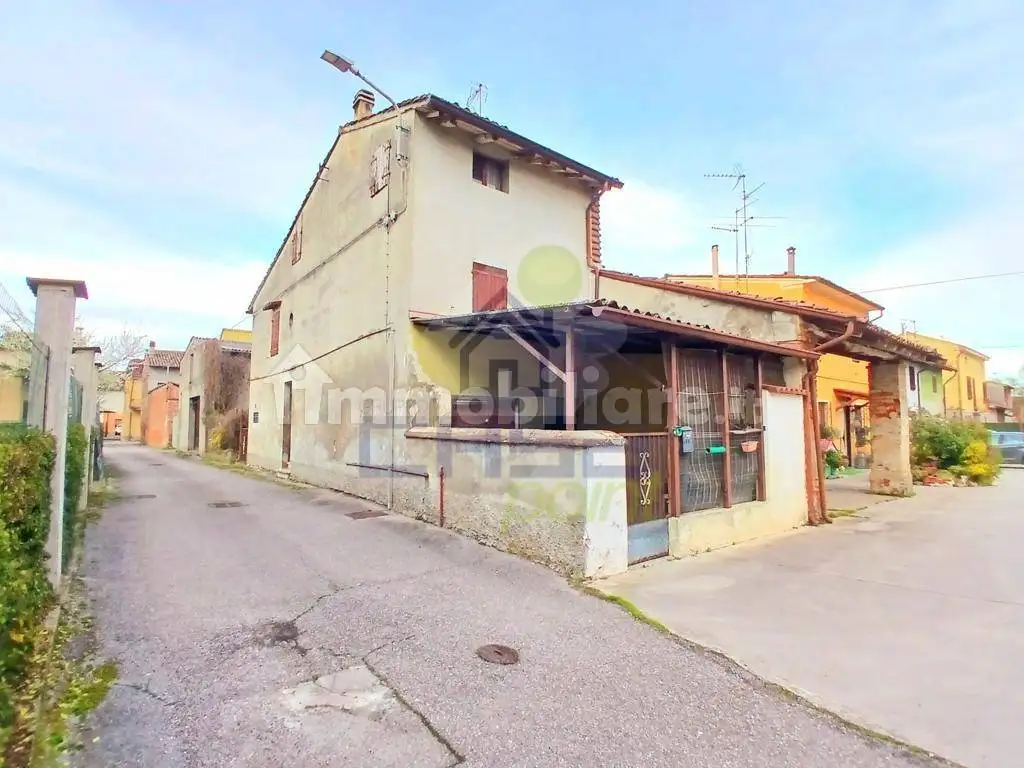 Casa indipendente in vendita a Torre de' Picenardi