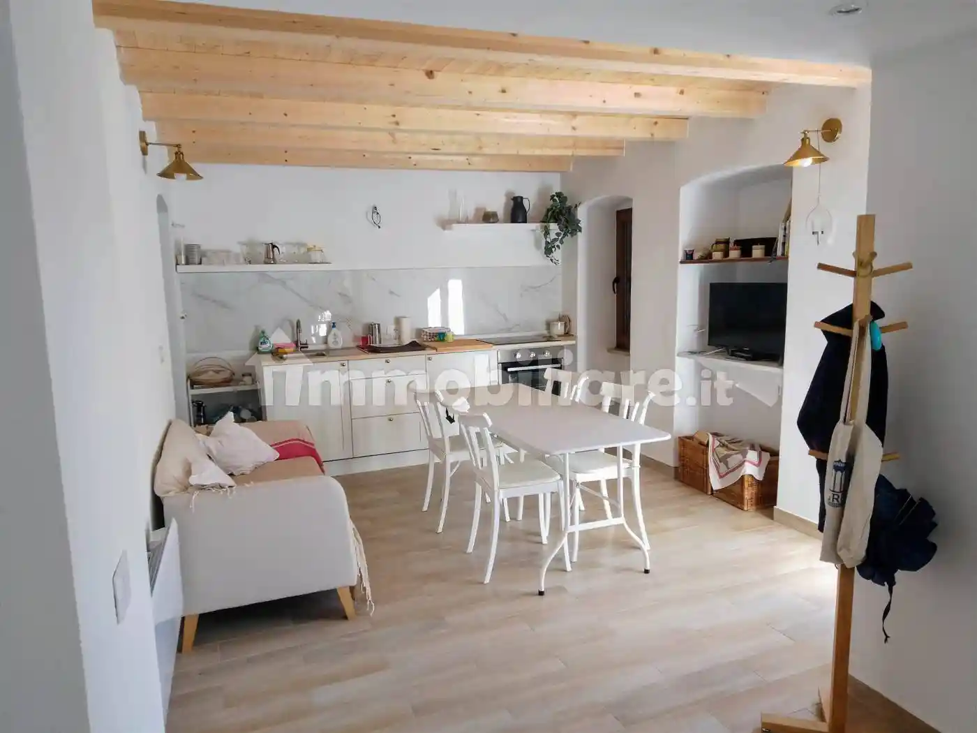 Casa indipendente in vendita a Valdilana