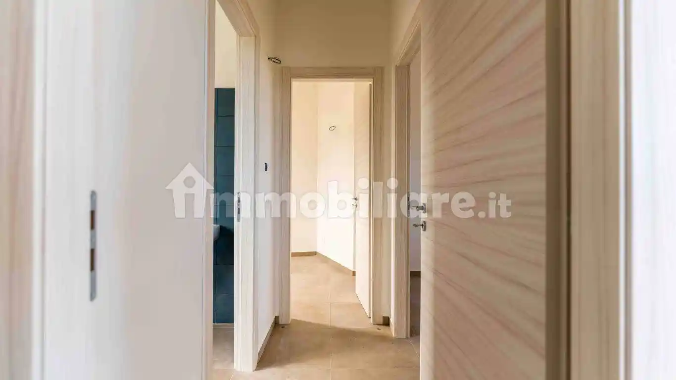 Appartamento in vendita a Campofelice di Roccella