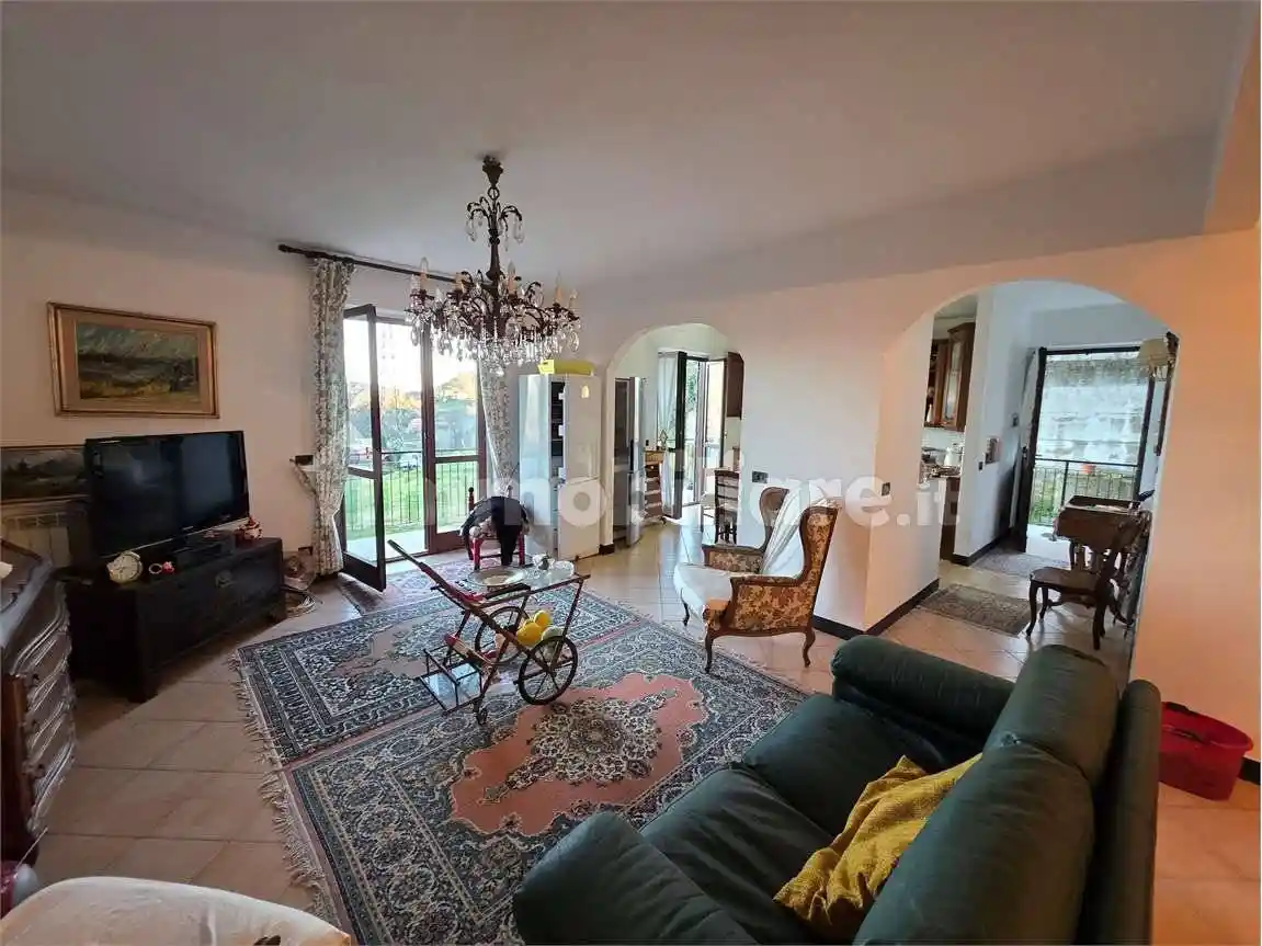 Appartamento in vendita a Leivi