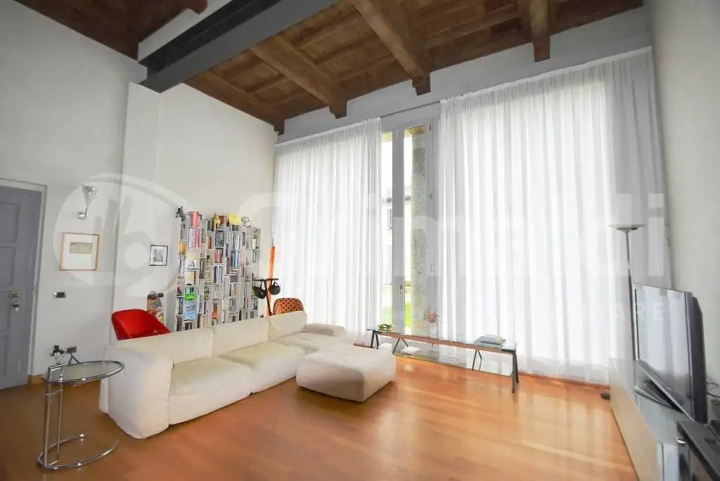 Loft via Diaz, 8, Cassinetta di Lugagnano - foto 2