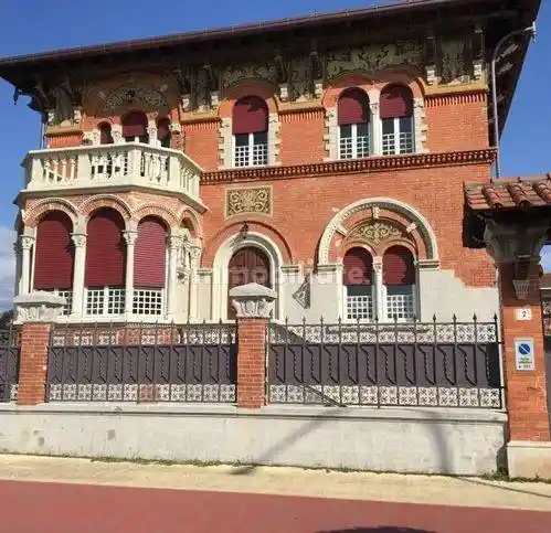 Villa in vendita a Massa