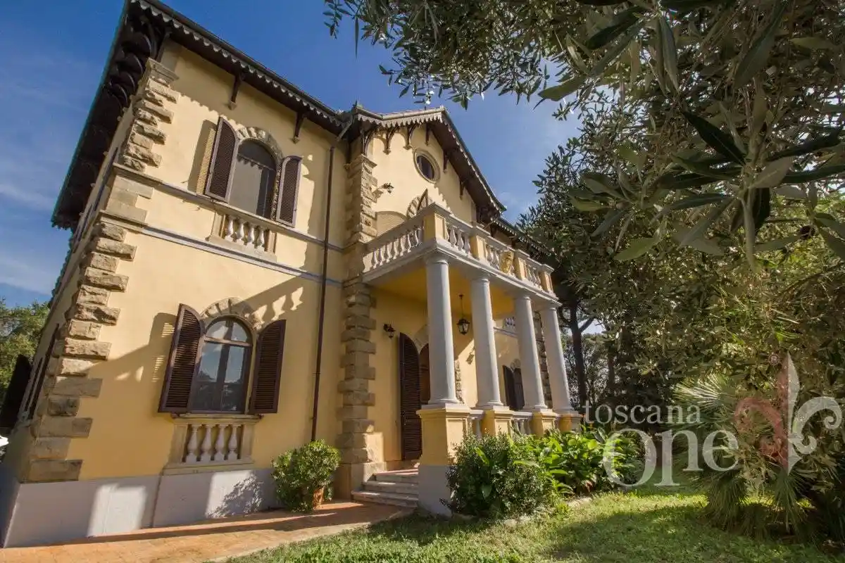 Villa in vendita a Riparbella