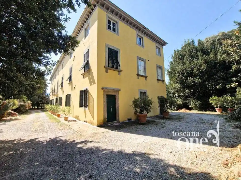 Villa in vendita a Capannori
