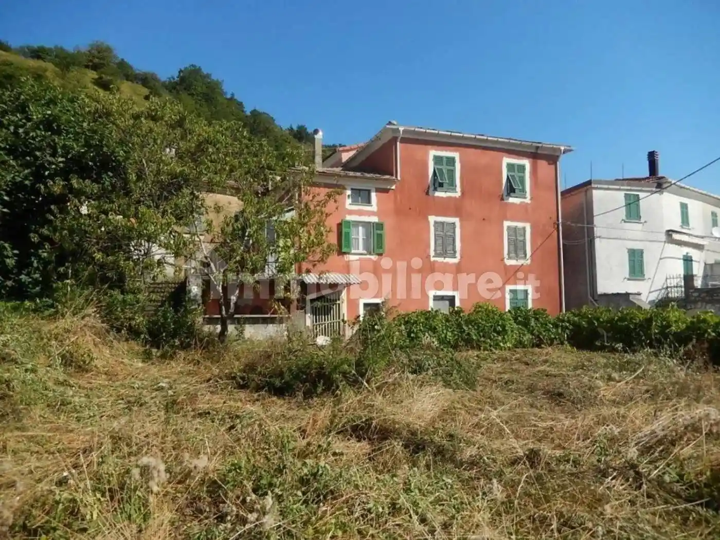 Villa in vendita a Varese Ligure