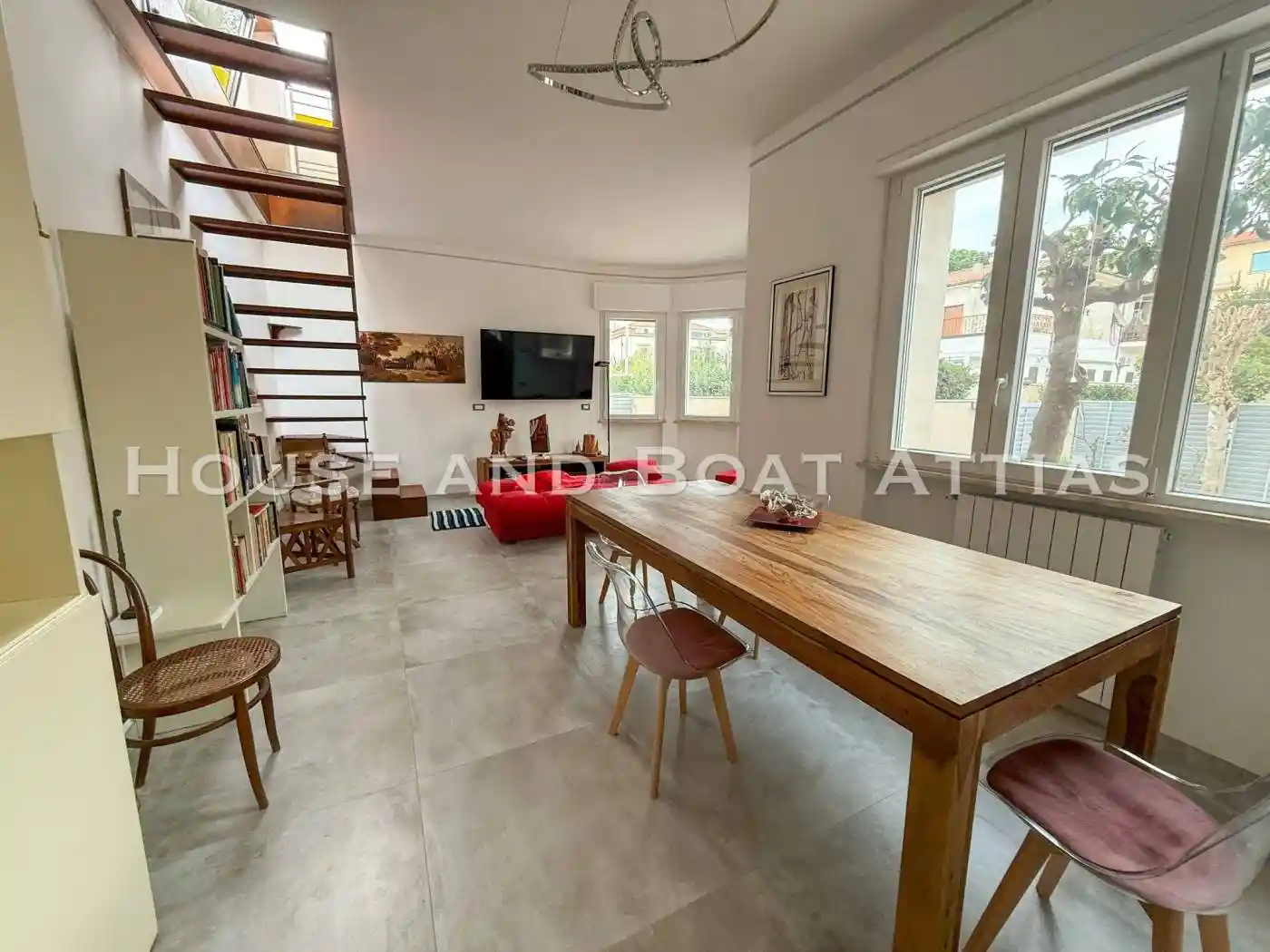 Casa indipendente in vendita a Livorno