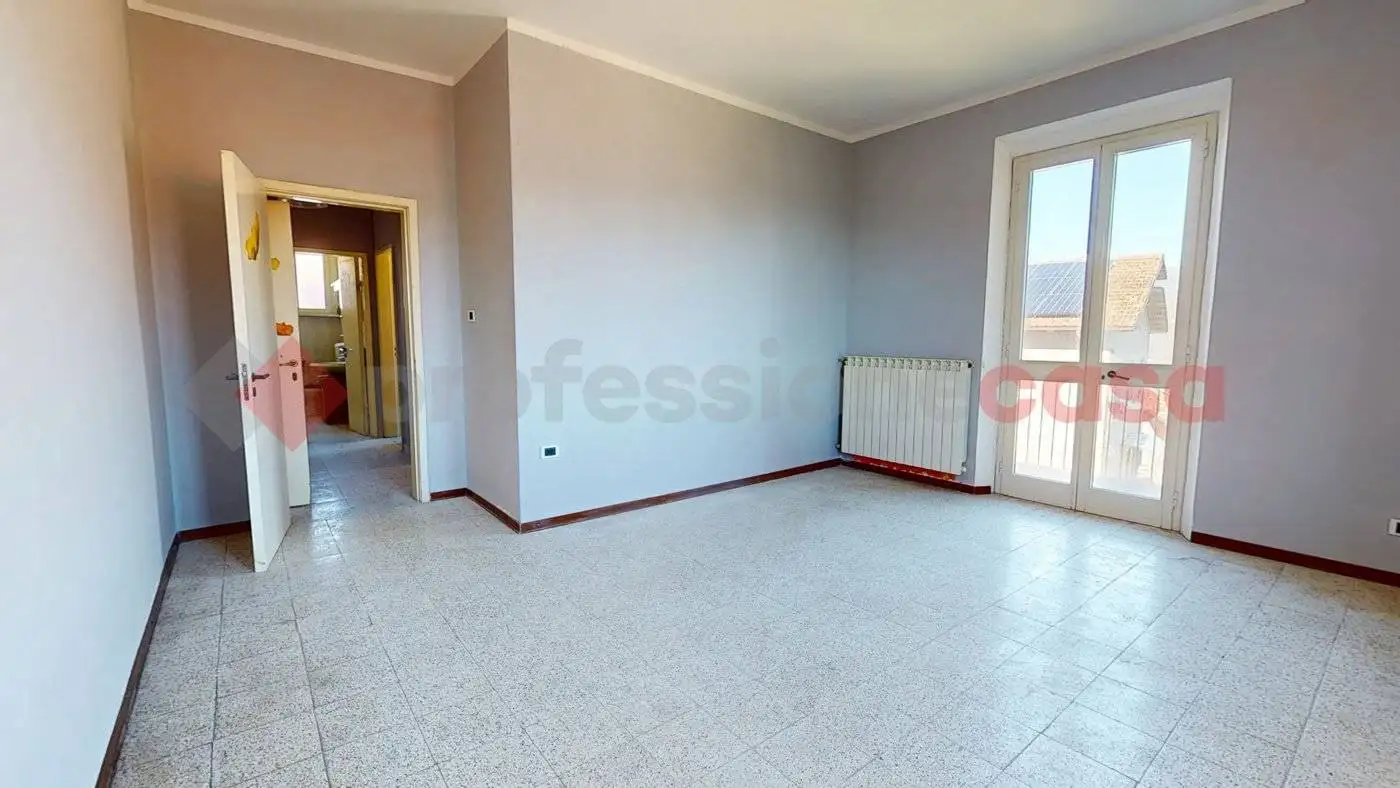 Appartamento in vendita a Camporgiano