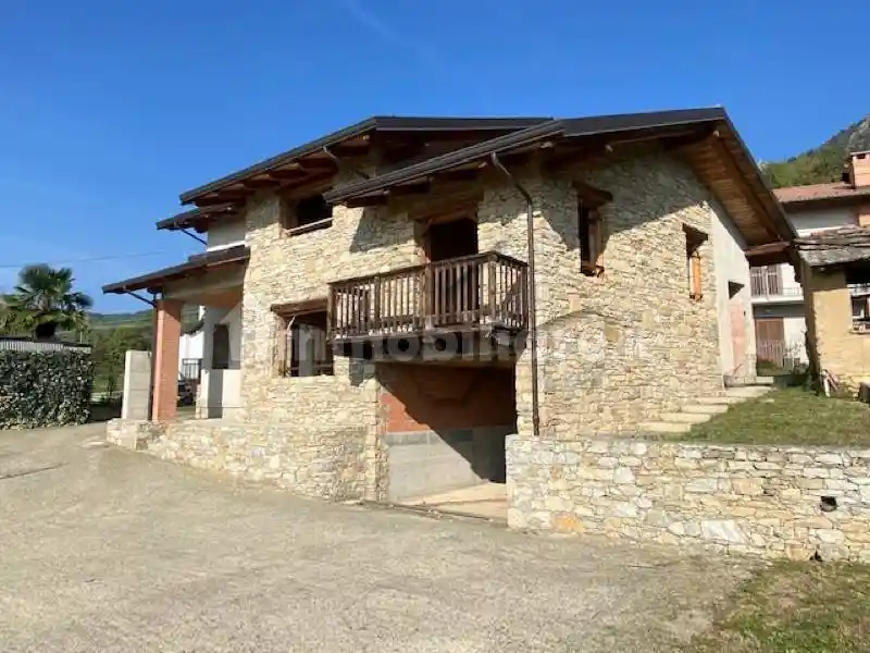 Villa in vendita a Cantalupa