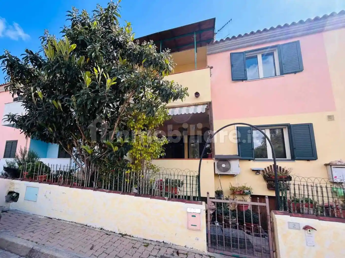 Appartamento in vendita a Orosei