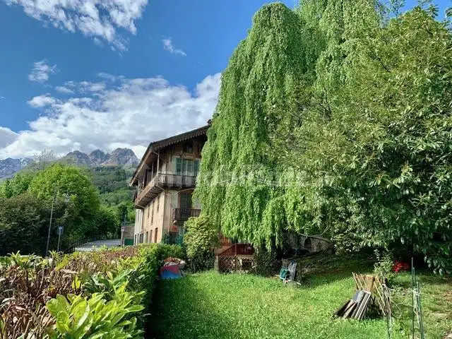 Palazzo - Edificio in vendita a Sordevolo