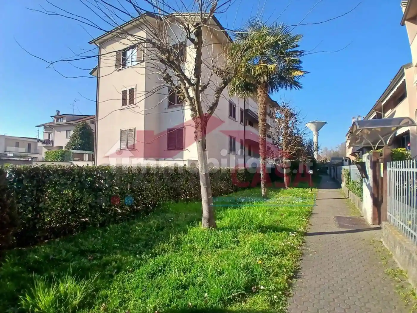 Appartamento in vendita a Ceriano Laghetto