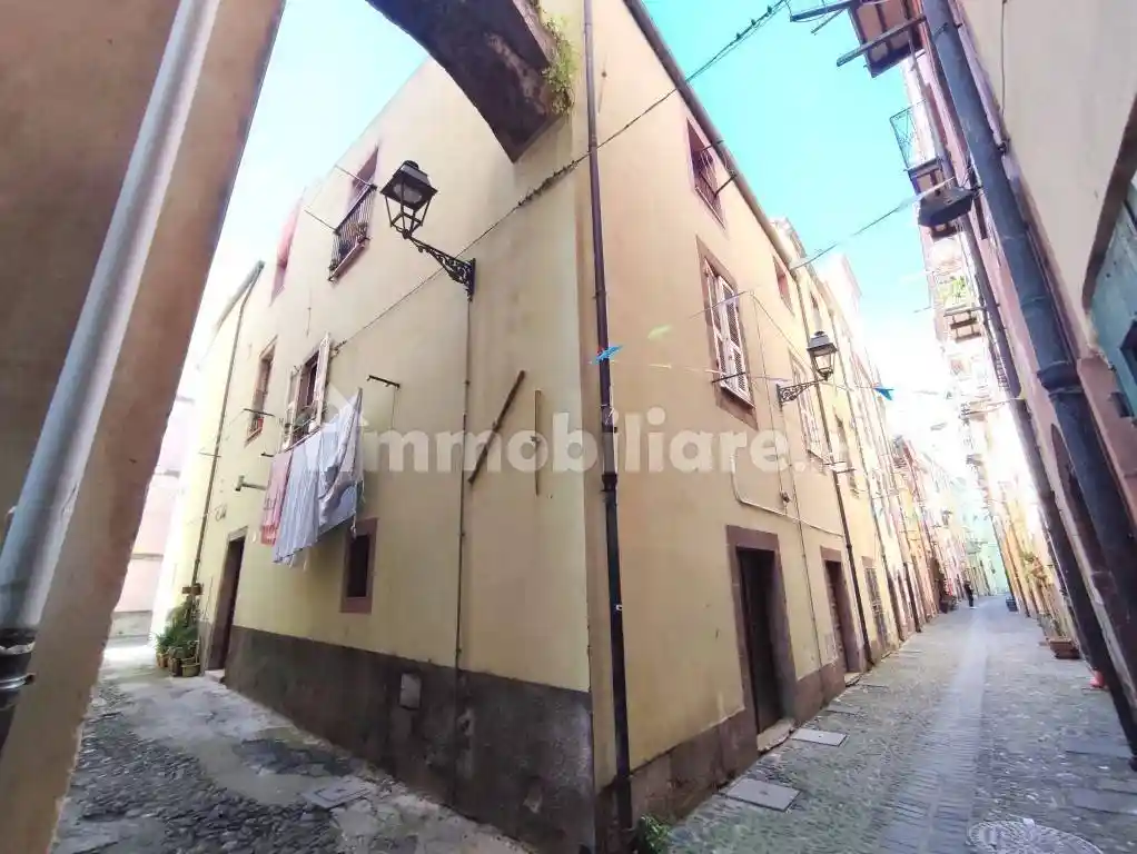 Appartamento in vendita a Bosa