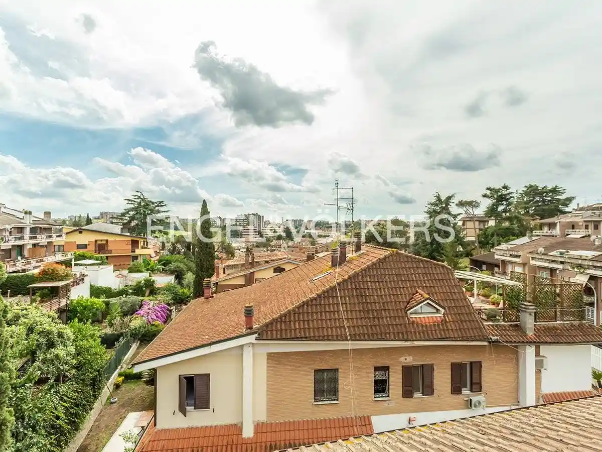 Appartamento in vendita a Roma