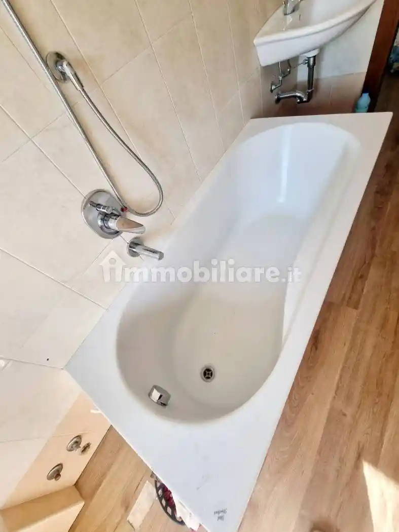 Bilocale via Arcivescovo Romilli 18, Corvetto, Milano - foto 3