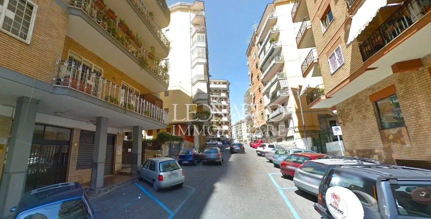 Appartamento in affitto a Napoli