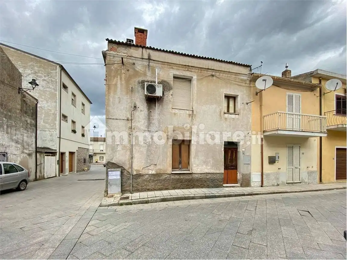 Appartamento in vendita a Monti