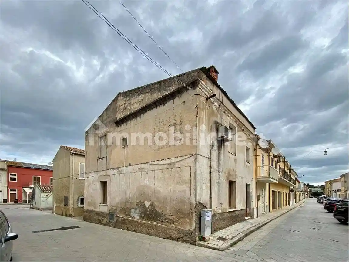 Bilocale via Vittorio Emanuele, 57, Monti - foto 2