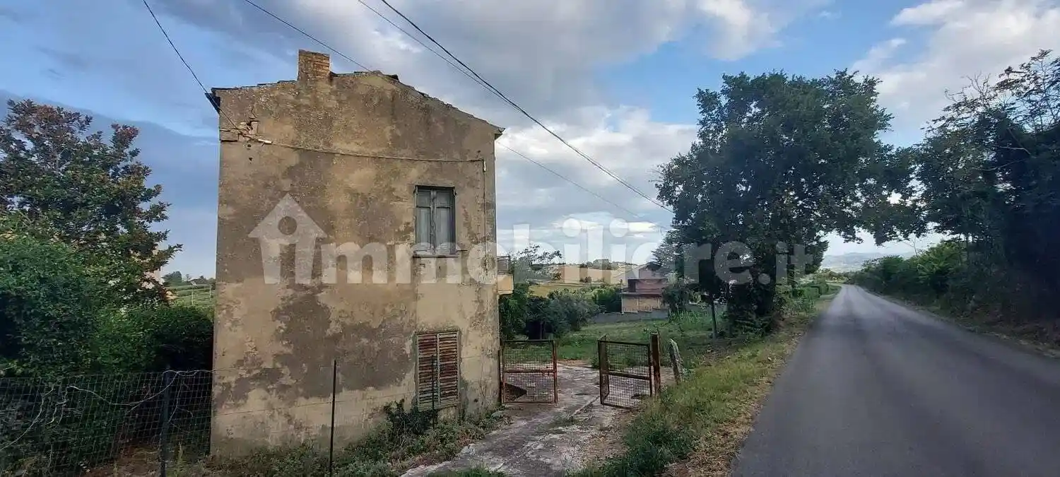 Cascina Contrada Villa Andreoli, 366, Centro, Lanciano - foto 2