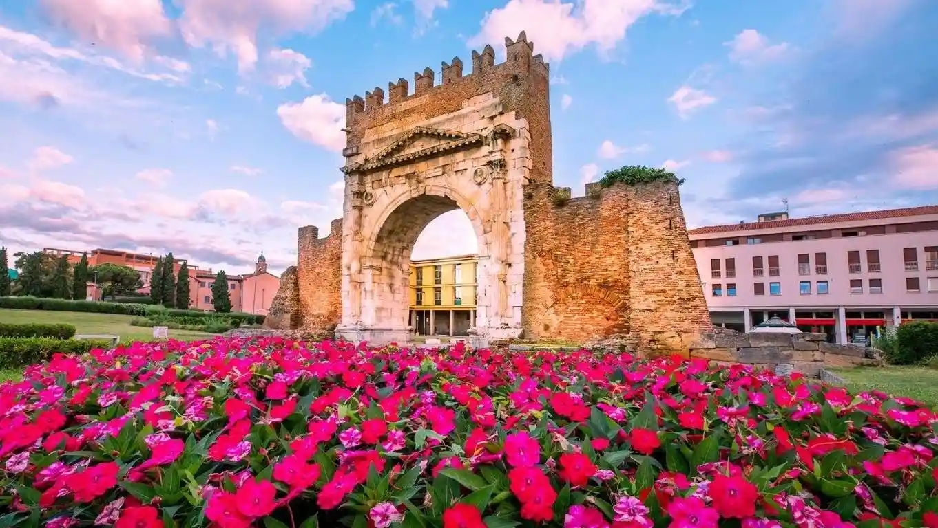 Palazzo - Edificio in vendita a Rimini
