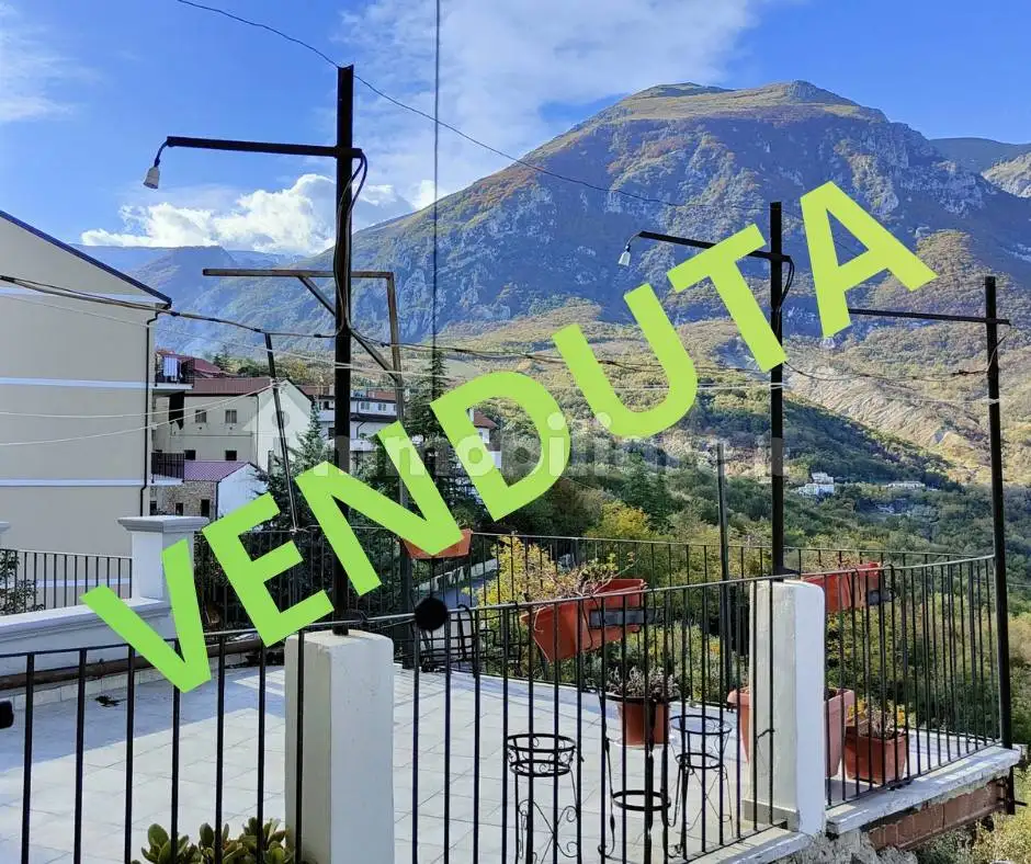 Villa in vendita a Palombaro