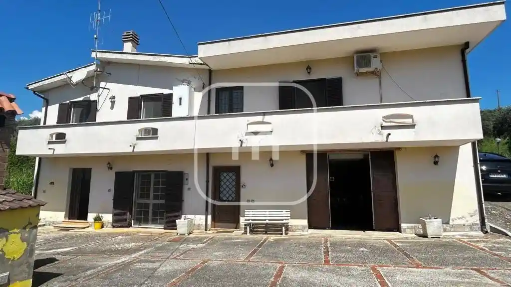 Villa in vendita a Cori
