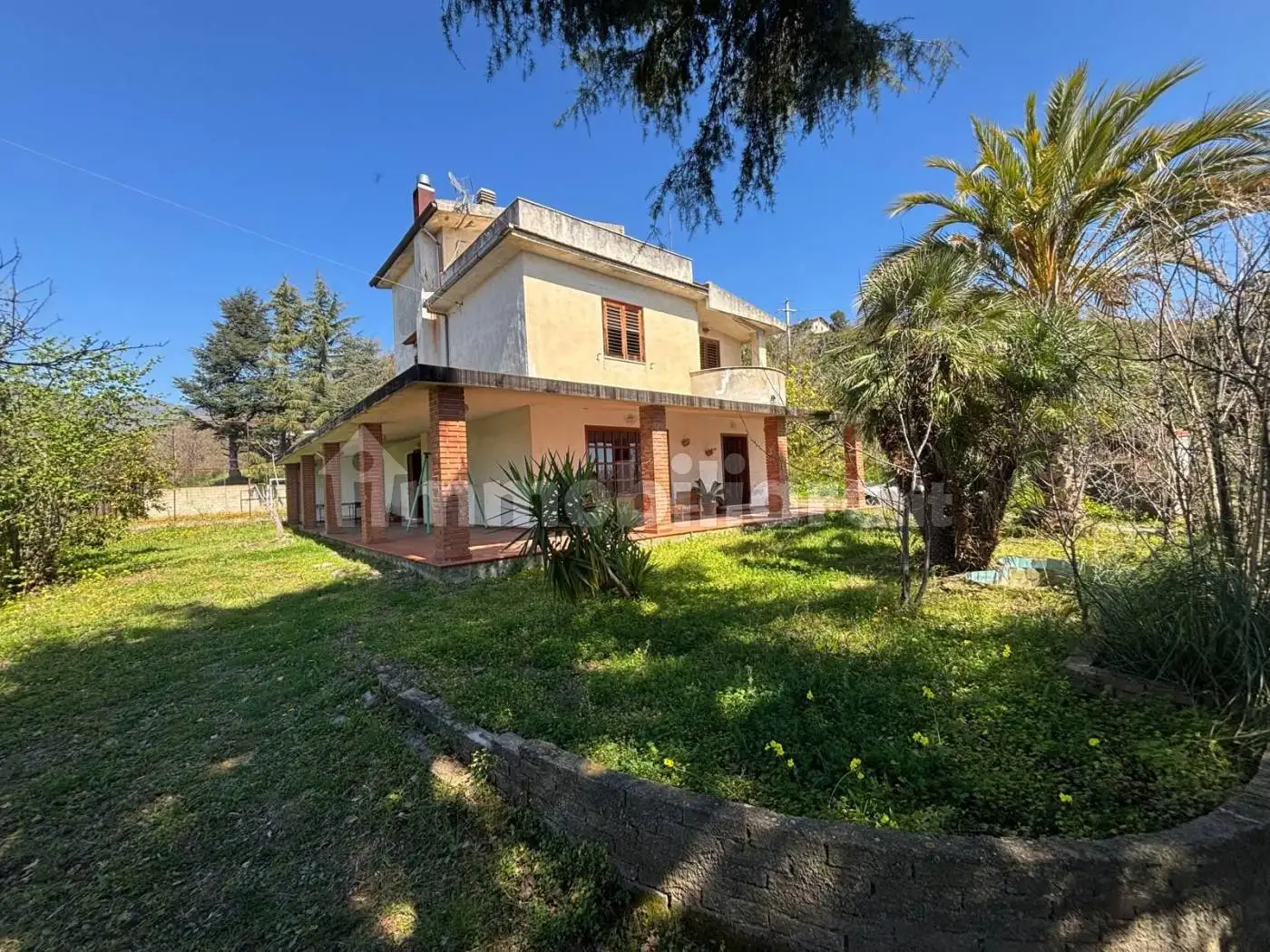 Villa in vendita a Lamezia Terme