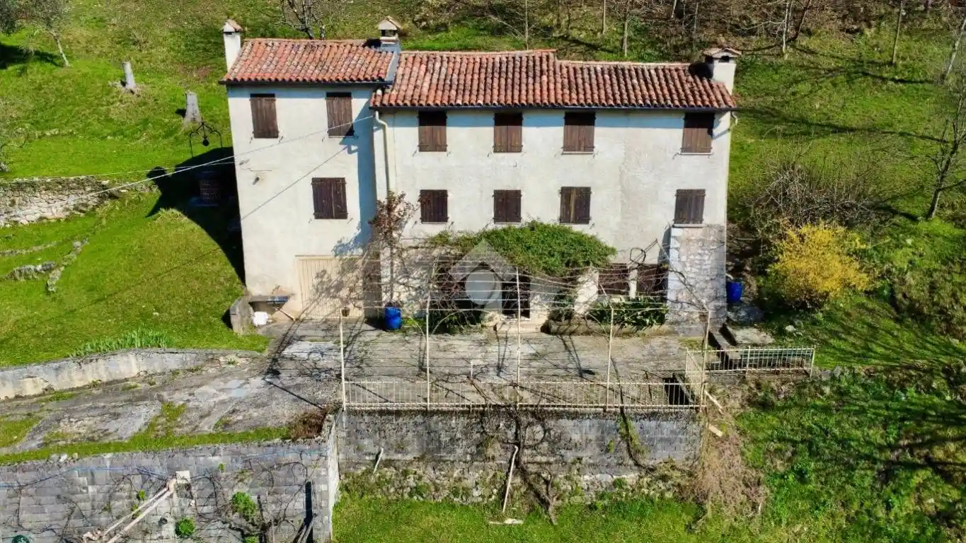 Rustico - Casale in vendita a Solagna