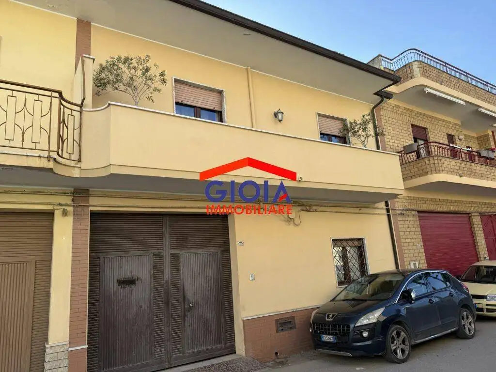 Appartamento in vendita a Mondragone