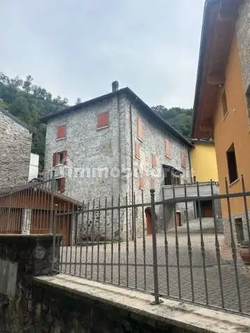 Villa unifamiliare via San Marco 20, Prestine, Bienno