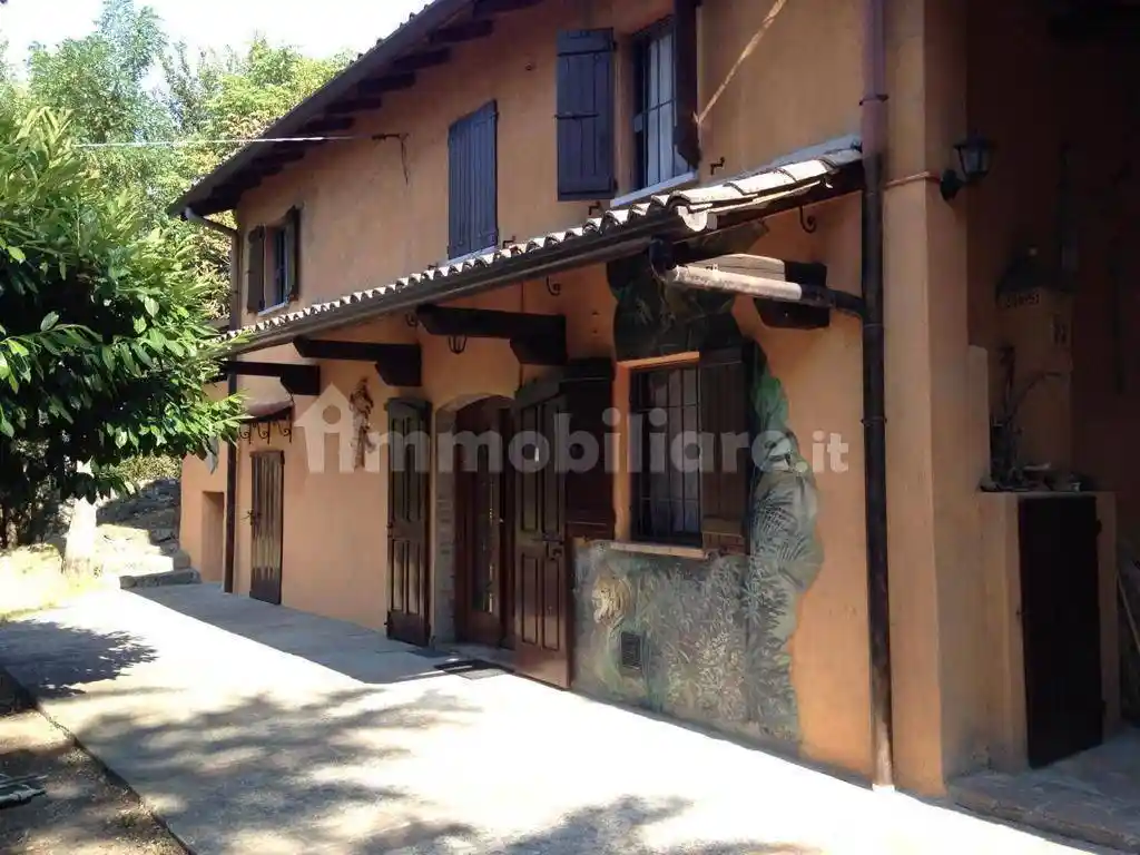 Rustico - Casale in vendita a Godiasco Salice Terme