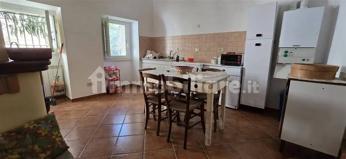 Casa indipendente in vendita a Villa Santa Maria