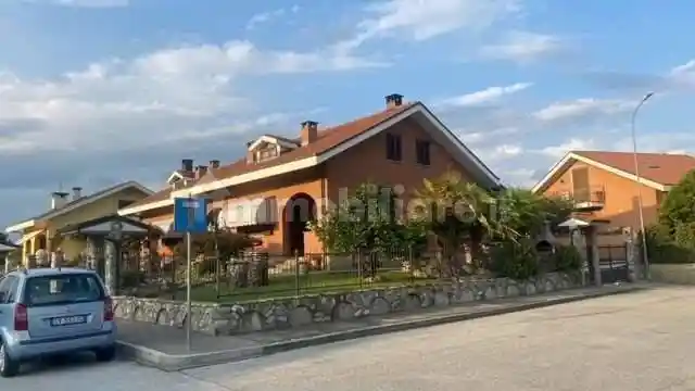 Villa in vendita a Airasca