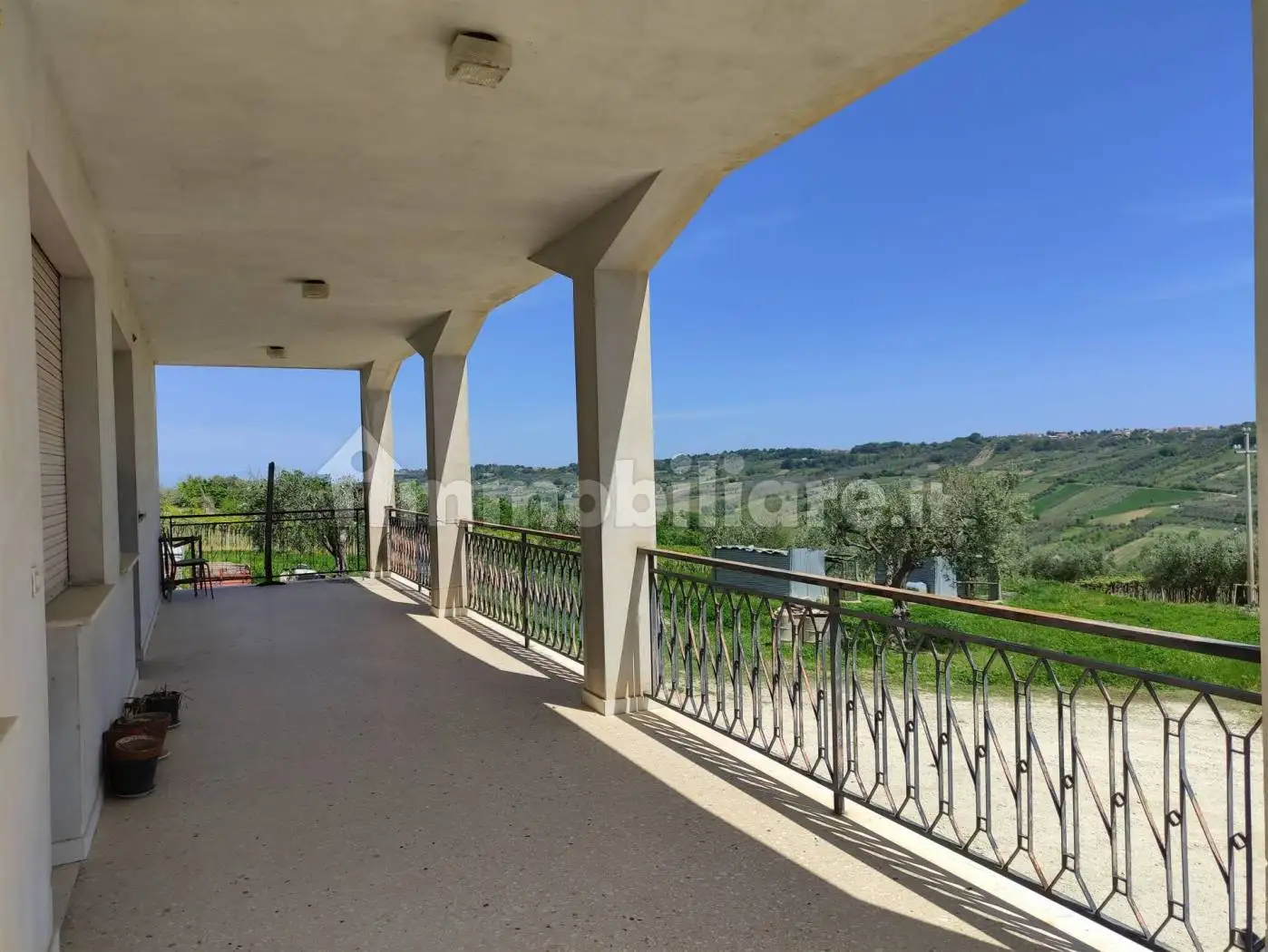 Casa indipendente in vendita a Poggiofiorito