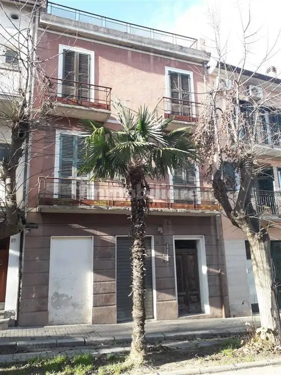 Casa indipendente in vendita a Orsogna