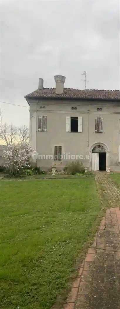 Villa in vendita a Sabbioneta