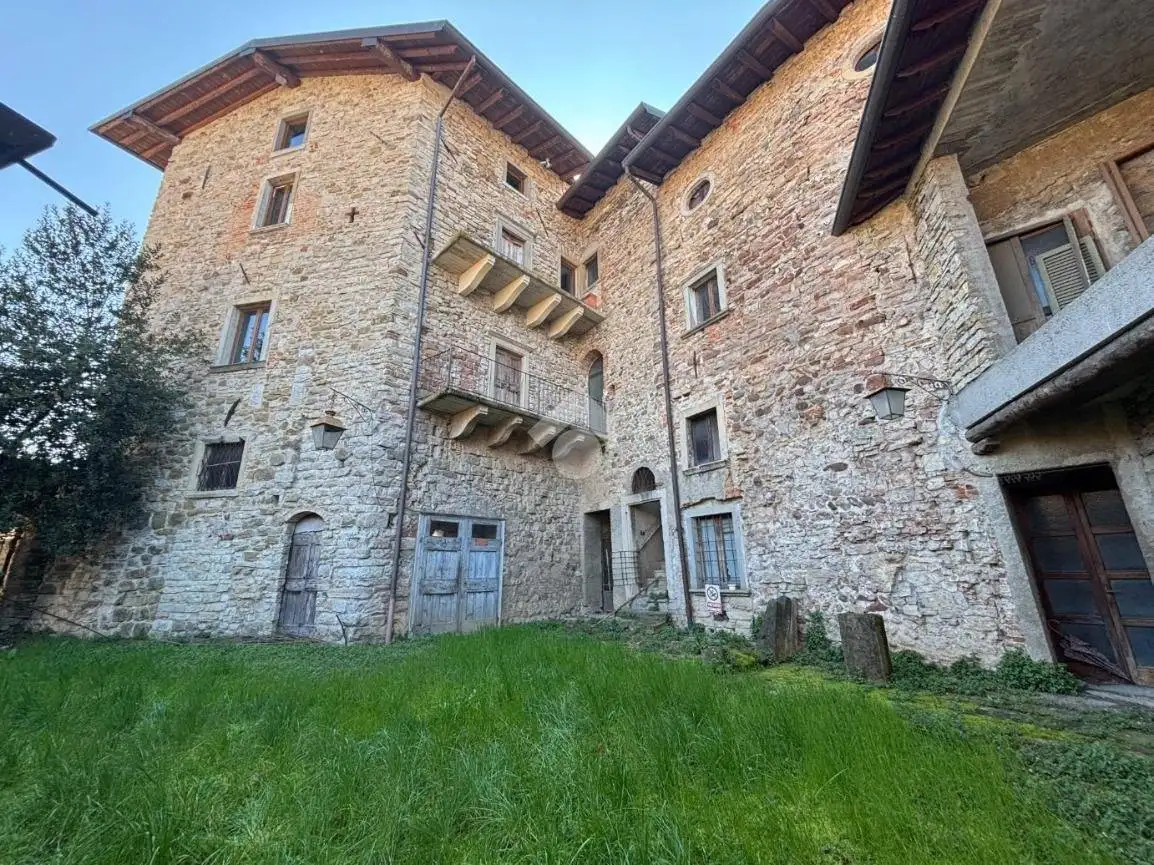Casa indipendente in vendita a Gorlago