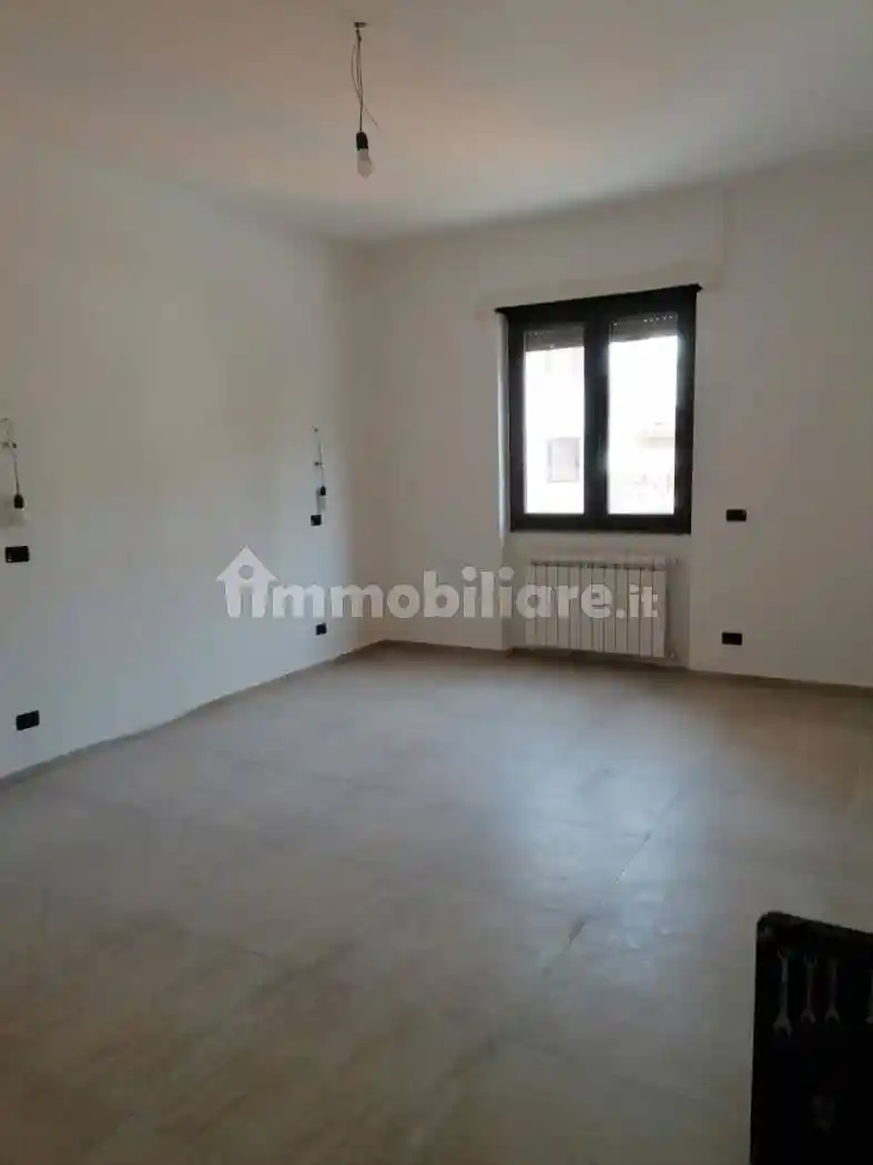 Trilocale Circonvallazione Turano 20, Centro, Carsoli - foto 2