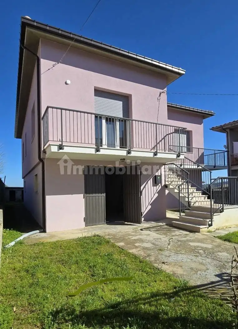 Villa in vendita a Castilenti