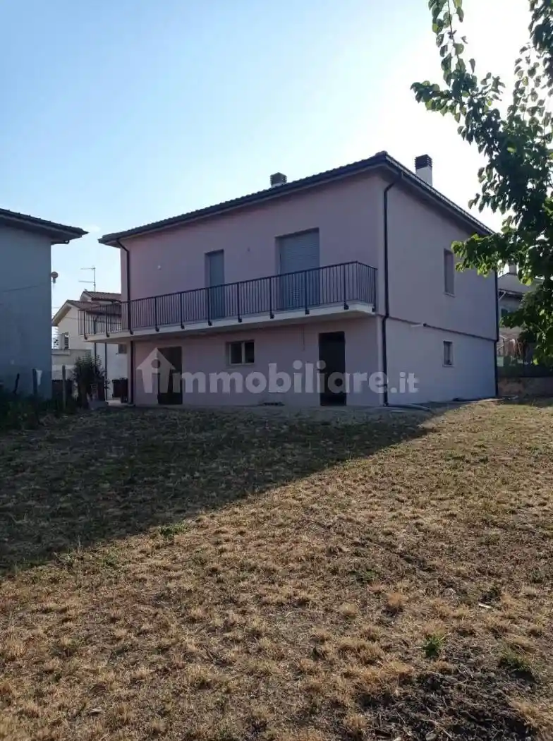 Villa unifamiliare, nuova, 200 m², Castilenti - foto 2