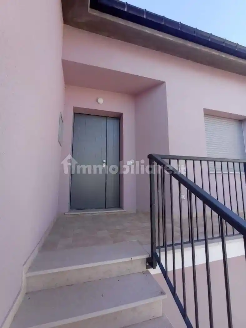 Villa unifamiliare, nuova, 200 m², Castilenti - foto 3