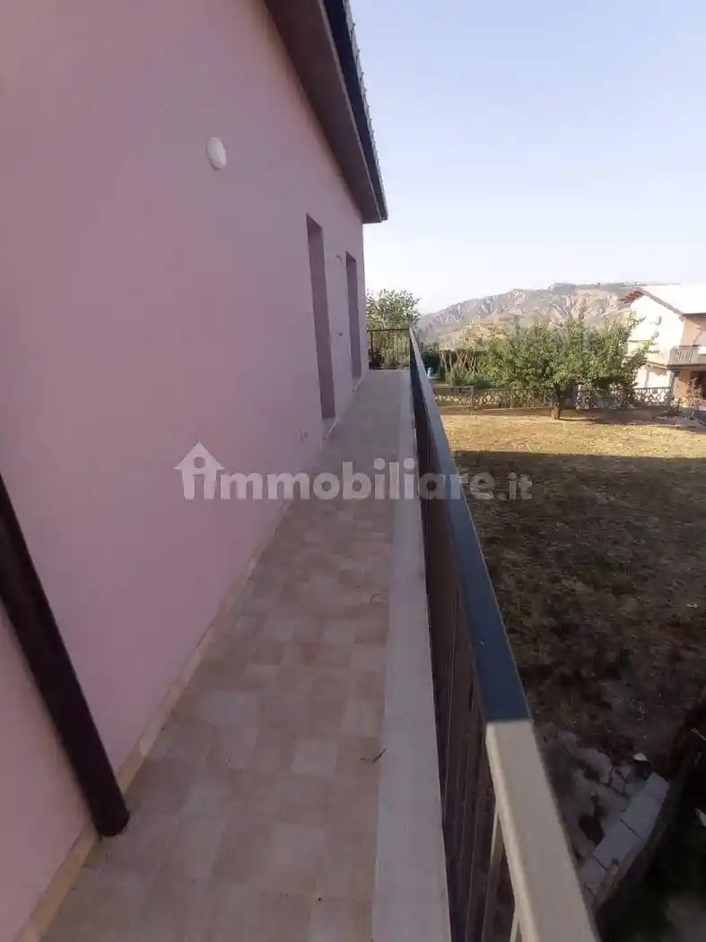 Villa unifamiliare, nuova, 200 m², Castilenti - foto 5
