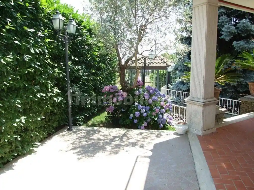 Villa unifamiliare Contrada Sant'Eustachio Pennini 3H, Valle, Pennini, Sant'Eustachio, Avellino - foto 3