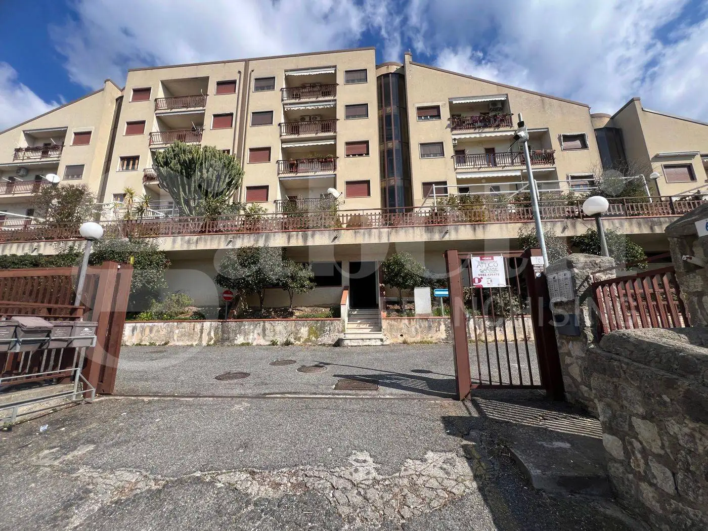 Appartamento in vendita a Paola